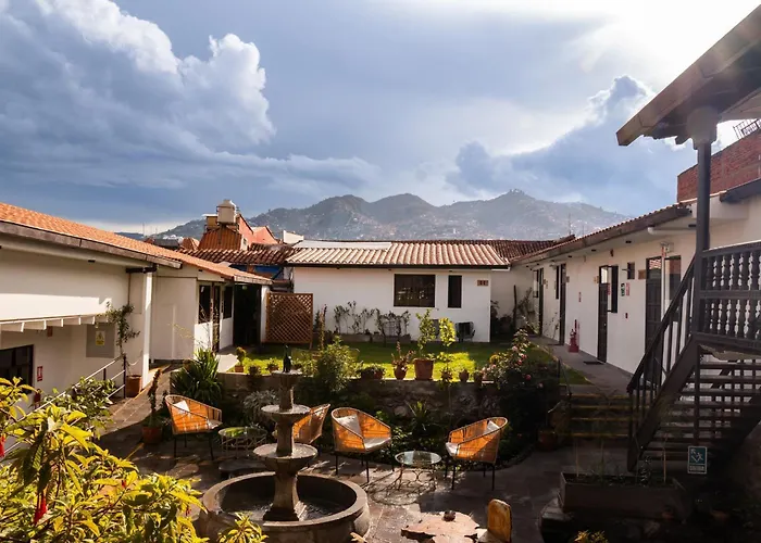 Black Llama Hostel Cuzco